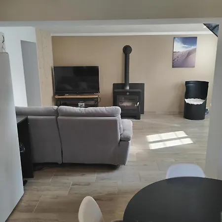Hébergement de vacances Maison 3 Grandes Chambres/parc *